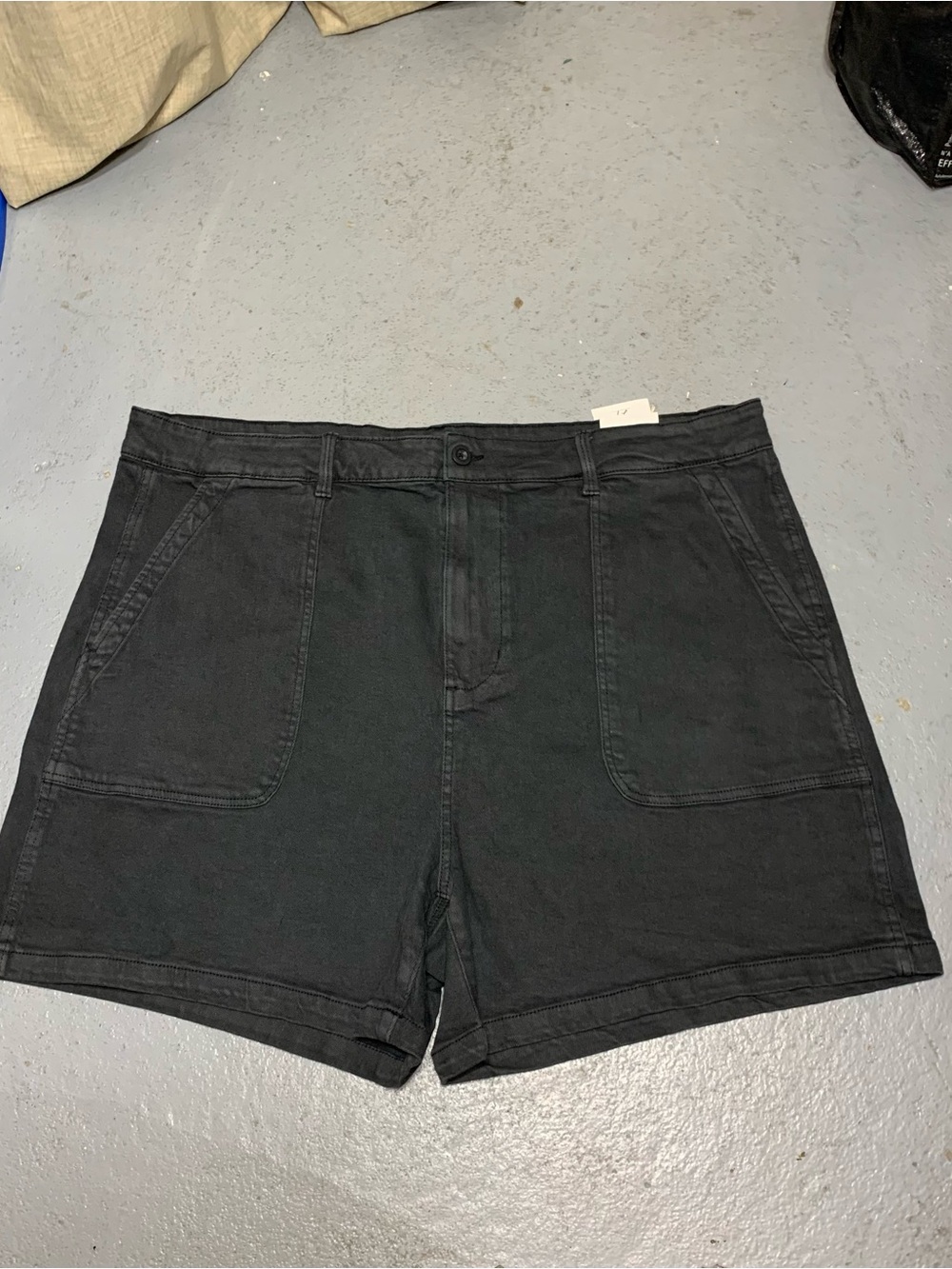 Dex SARA High-Rise Denim Shorts Sz 24 Washed Black Mom Utility Shorts 90s Style - Picture 12 of 12